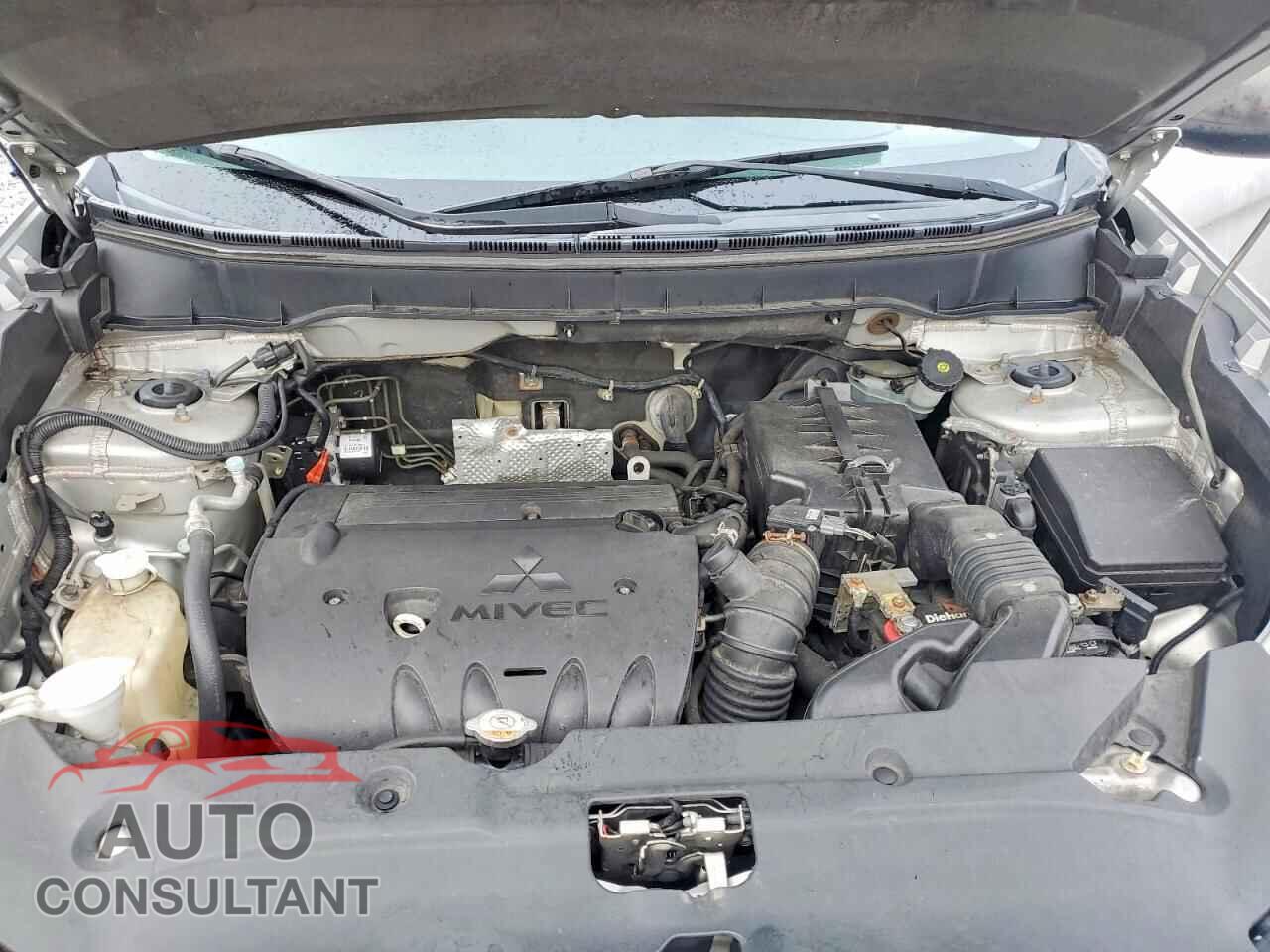 MITSUBISHI OUTLANDER 2013 - 4A4AR5AU0DE024938
