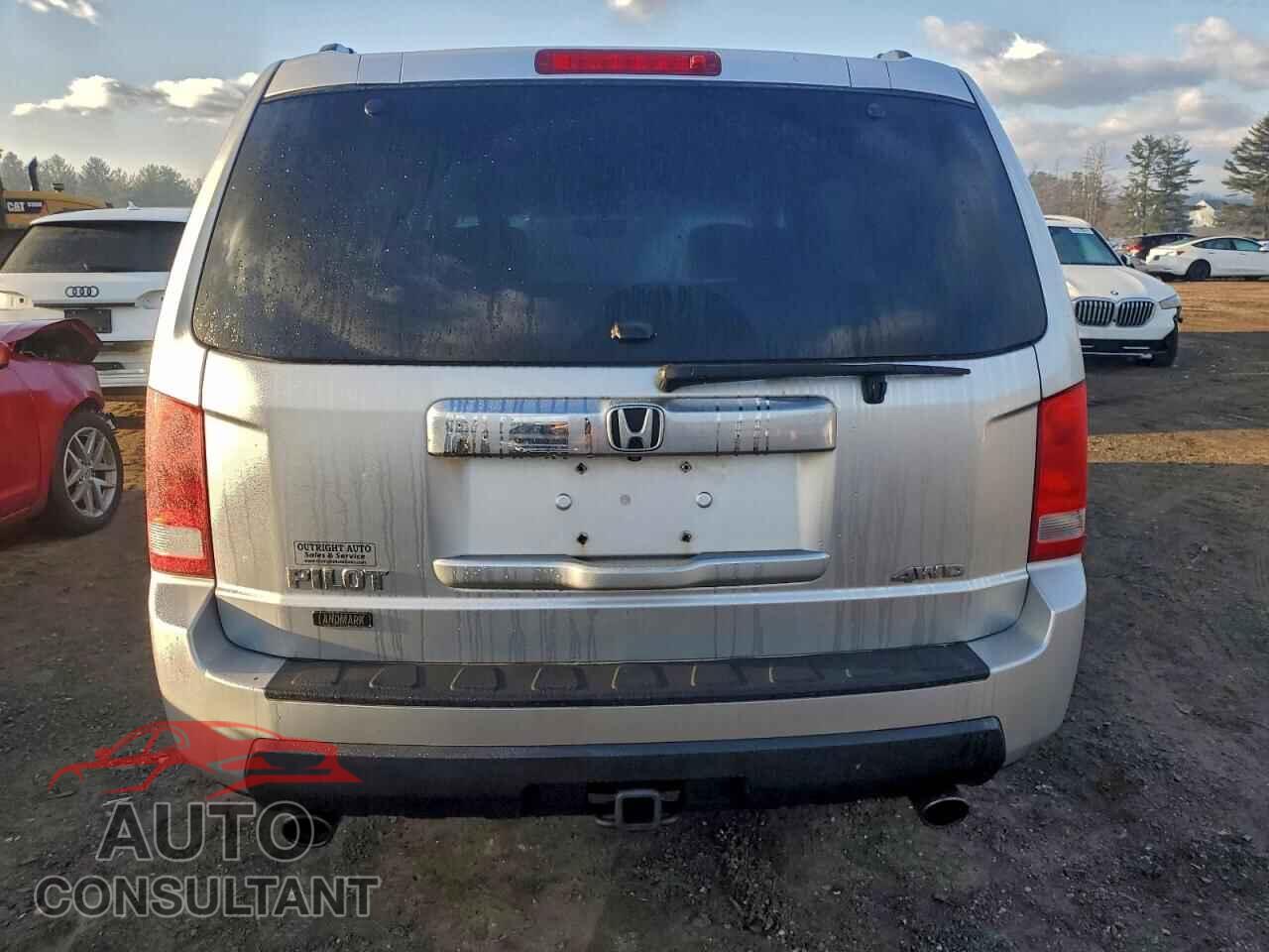HONDA PILOT 2011 - 5FNYF4H56BB020962