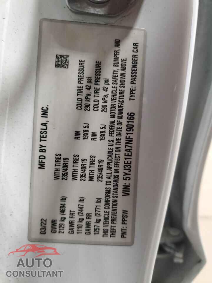 TESLA MODEL 3 2022 - 5YJ3E1EA7NF190166