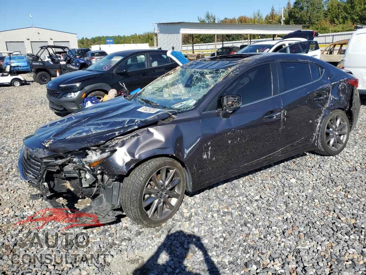 MAZDA 3 2018 - 3MZBN1W31JM227002
