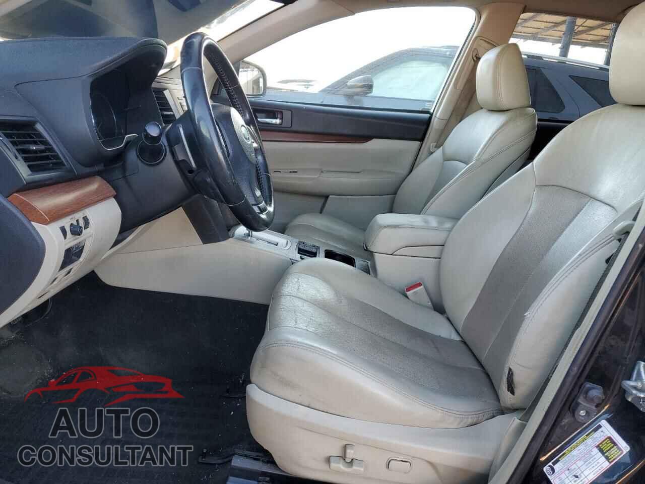 SUBARU OUTBACK 2014 - 4S4BRBLC0E3210910