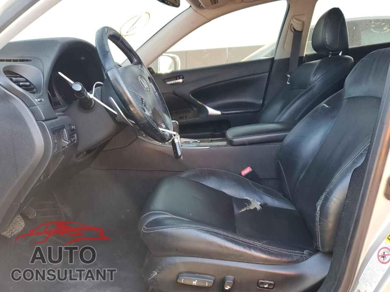 LEXUS IS 2009 - JTHBK262692084719