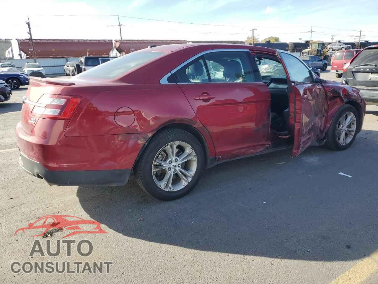 FORD TAURUS 2015 - 1FAHP2E82FG172982
