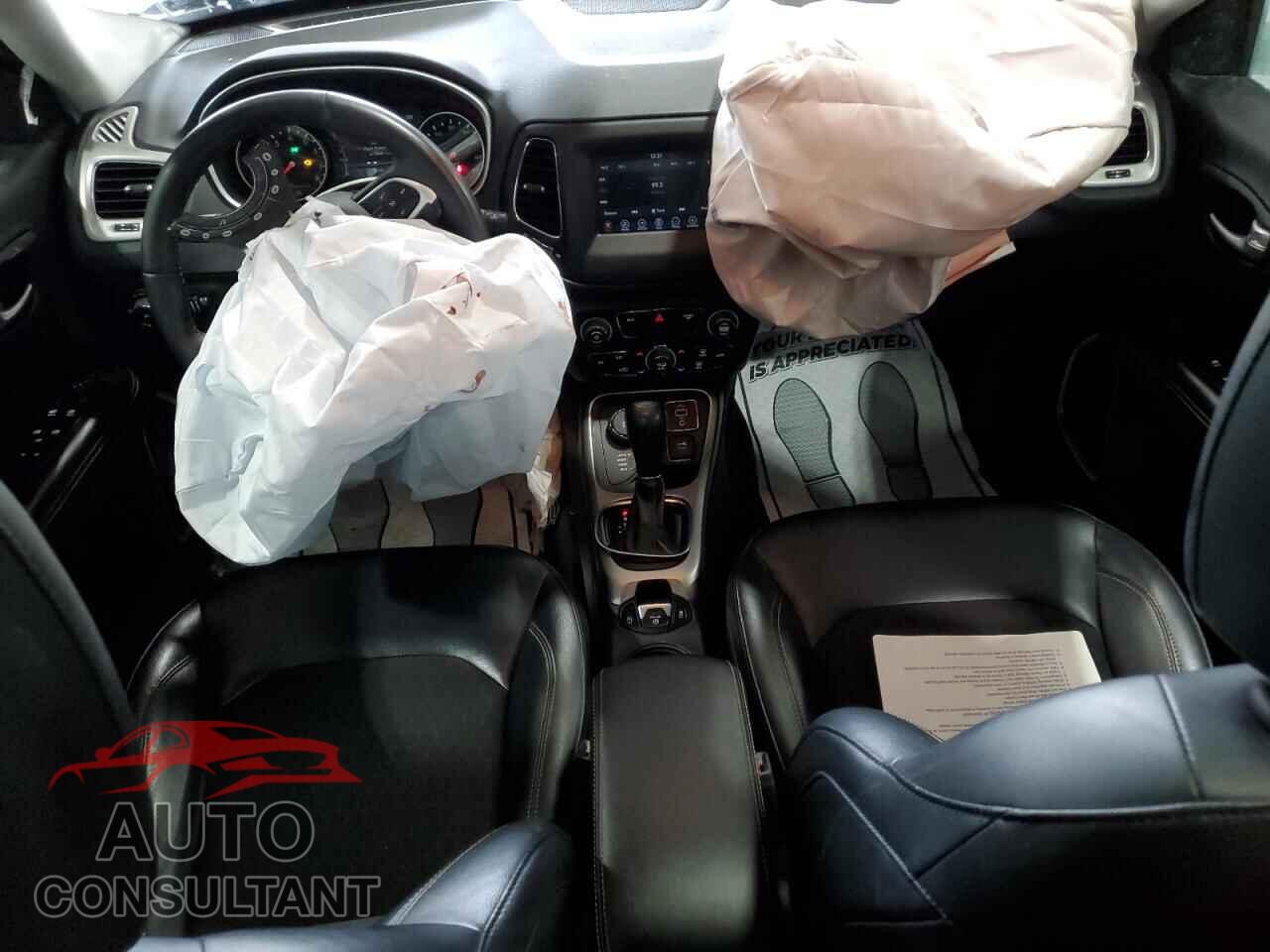 JEEP COMPASS 2017 - 3C4NJDBB3HT660475