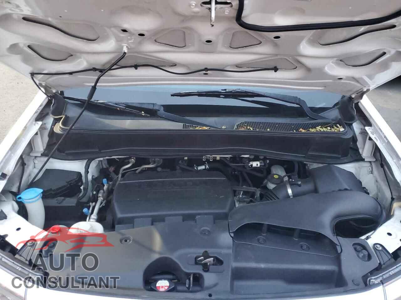 HONDA PILOT 2013 - 5FNYF3H52DB032507