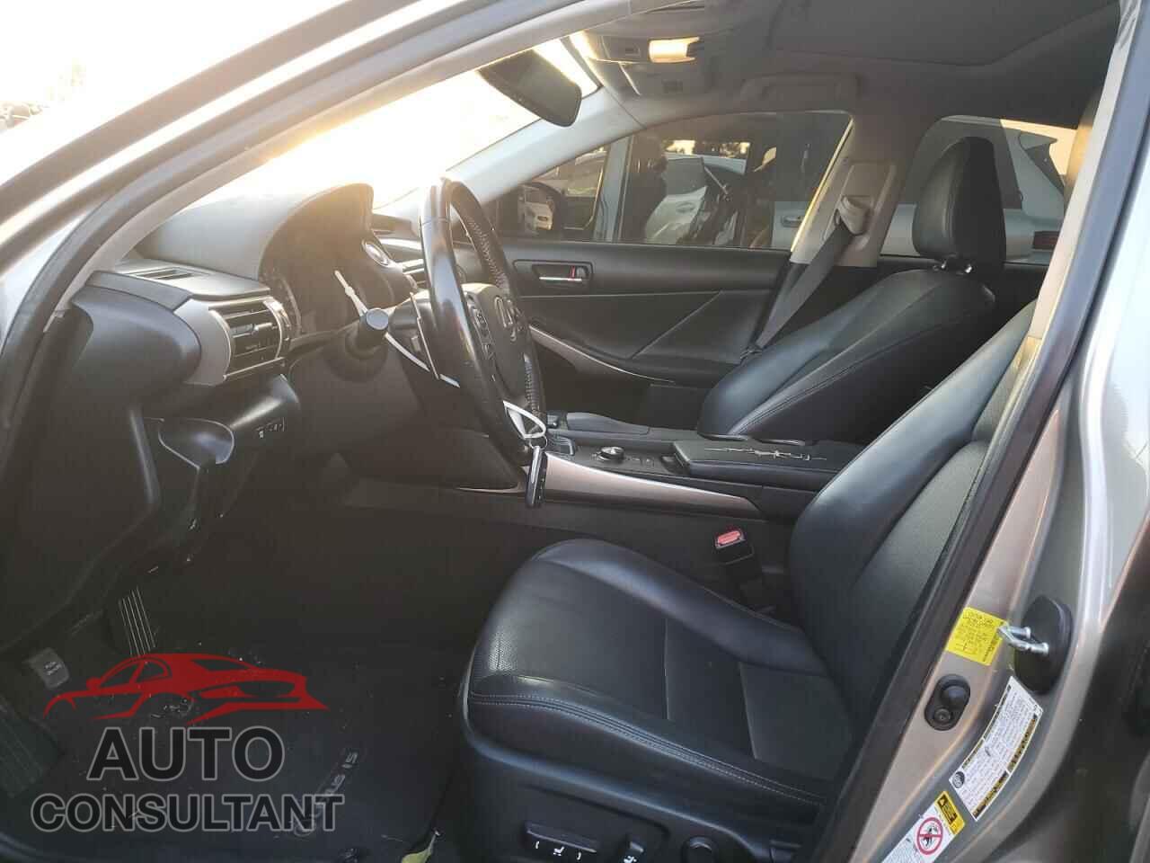 LEXUS IS 2015 - JTHBF1D20F5074294