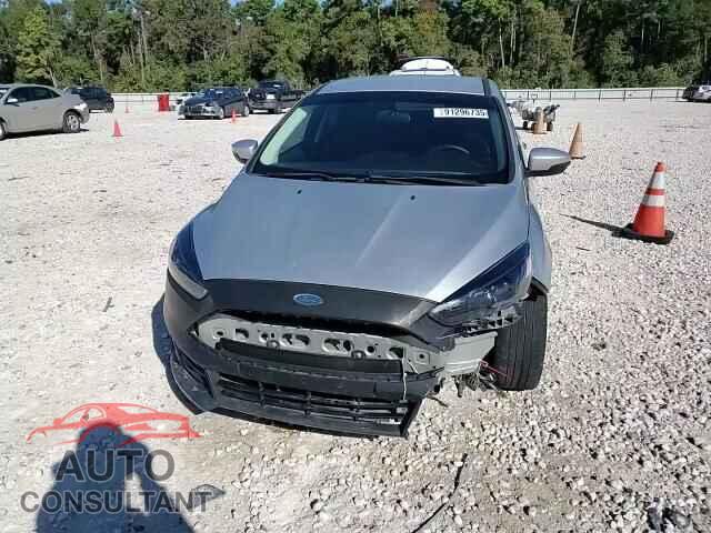 FORD FOCUS 2015 - 1FADP3F29FL384686