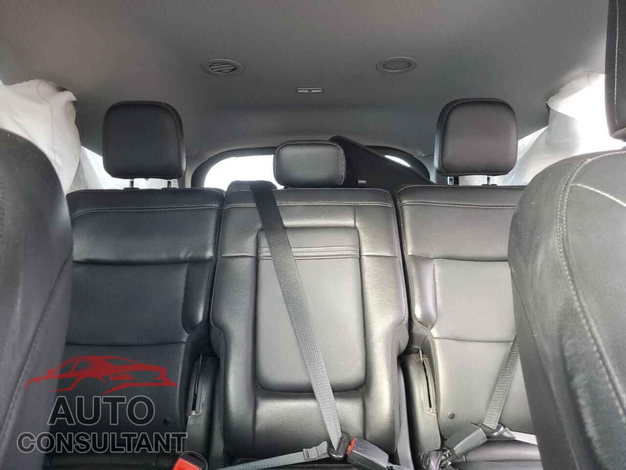 FORD EXPLORER 2022 - 1FMSK7FH5NGA30355