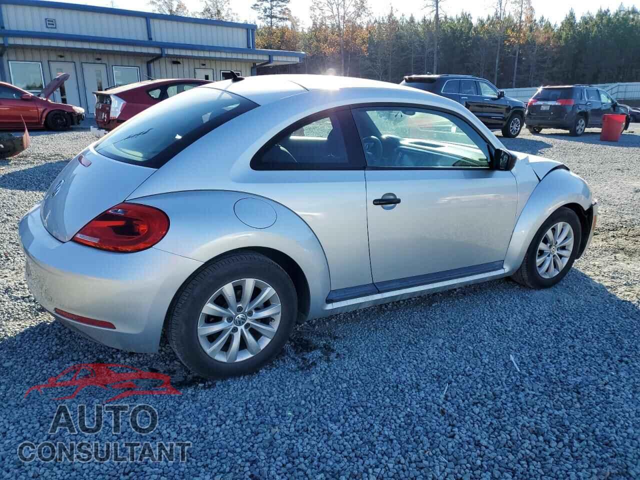 VOLKSWAGEN BEETLE 2014 - 3VWFP7AT1EM629971