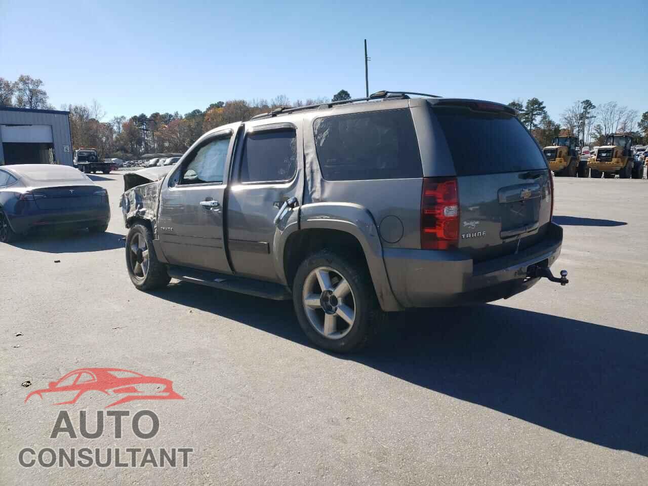 CHEVROLET TAHOE 2013 - 1GNSCBE09DR201022