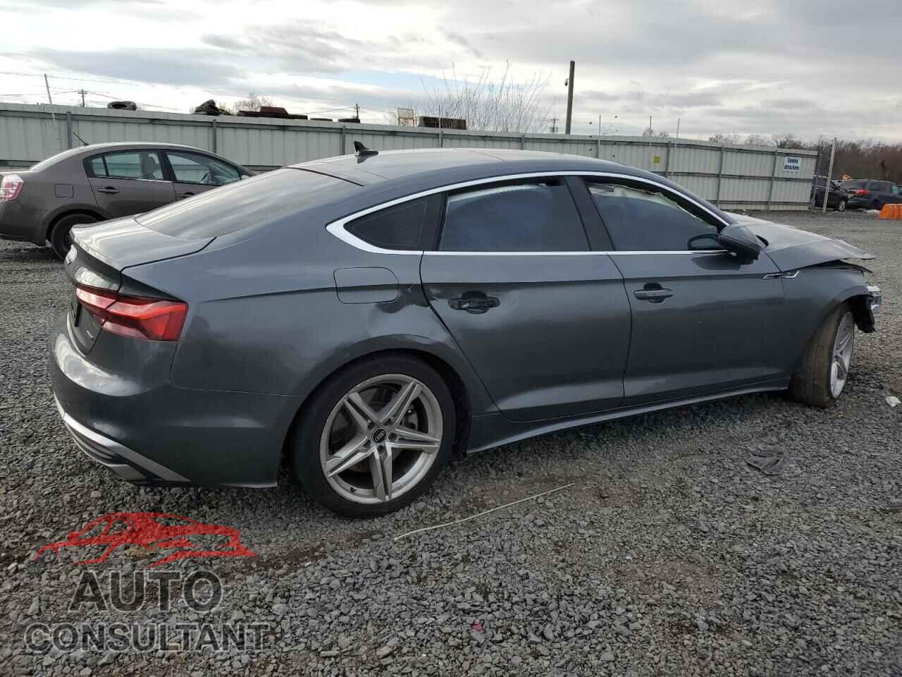 AUDI A5 2021 - WAUDACF56MA044181