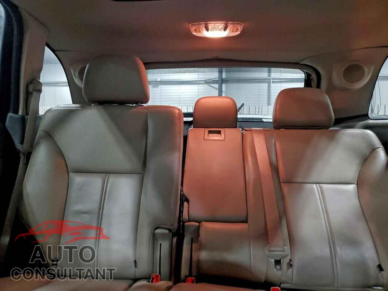 FORD EDGE 2011 - 2FMDK4KC5BBA01586