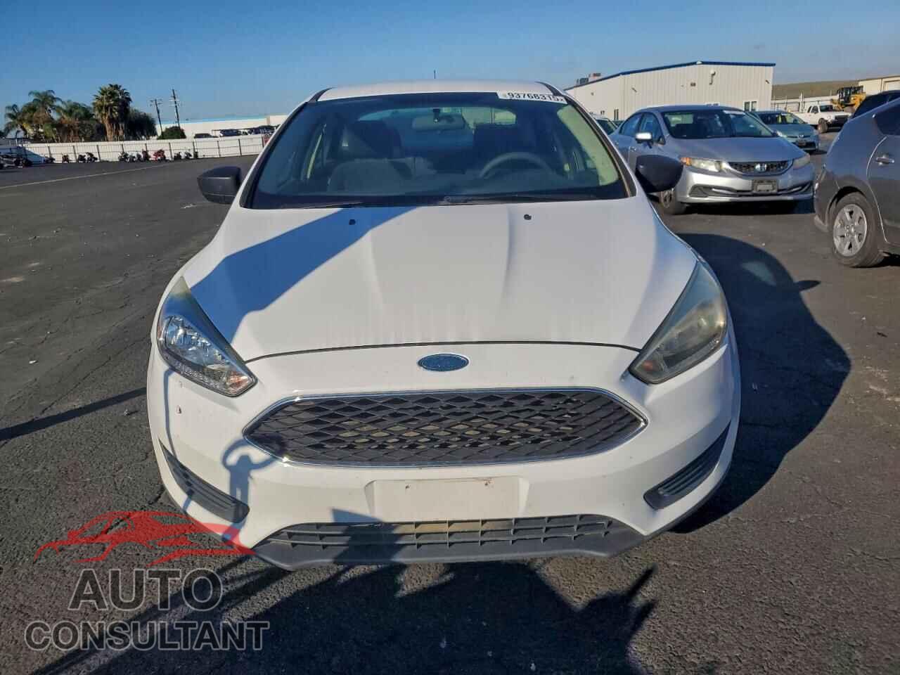 FORD FOCUS 2016 - 1FADP3E28GL363363