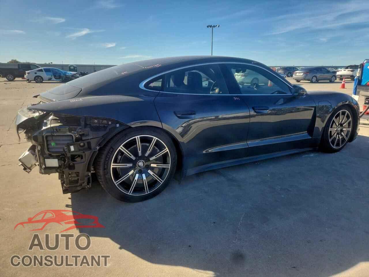 PORSCHE TAYCAN 2020 - WP0AC2Y15LSA72120