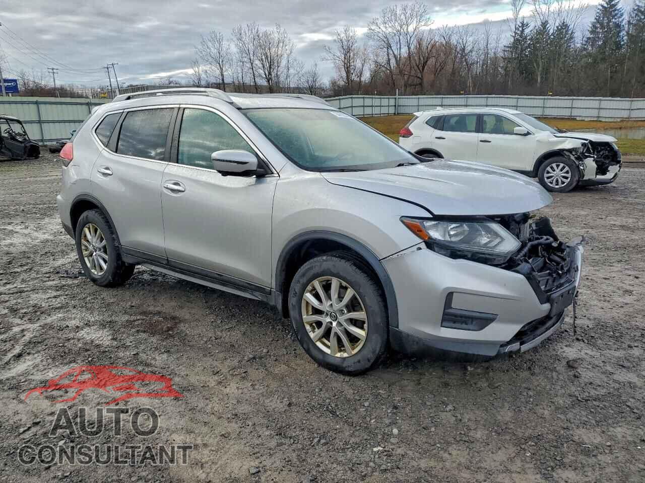 NISSAN ROGUE 2017 - 5N1AT2MV3HC766601