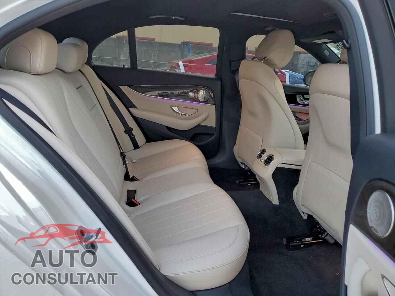 MERCEDES-BENZ E-CLASS 2021 - W1KZF8DB3MA970205