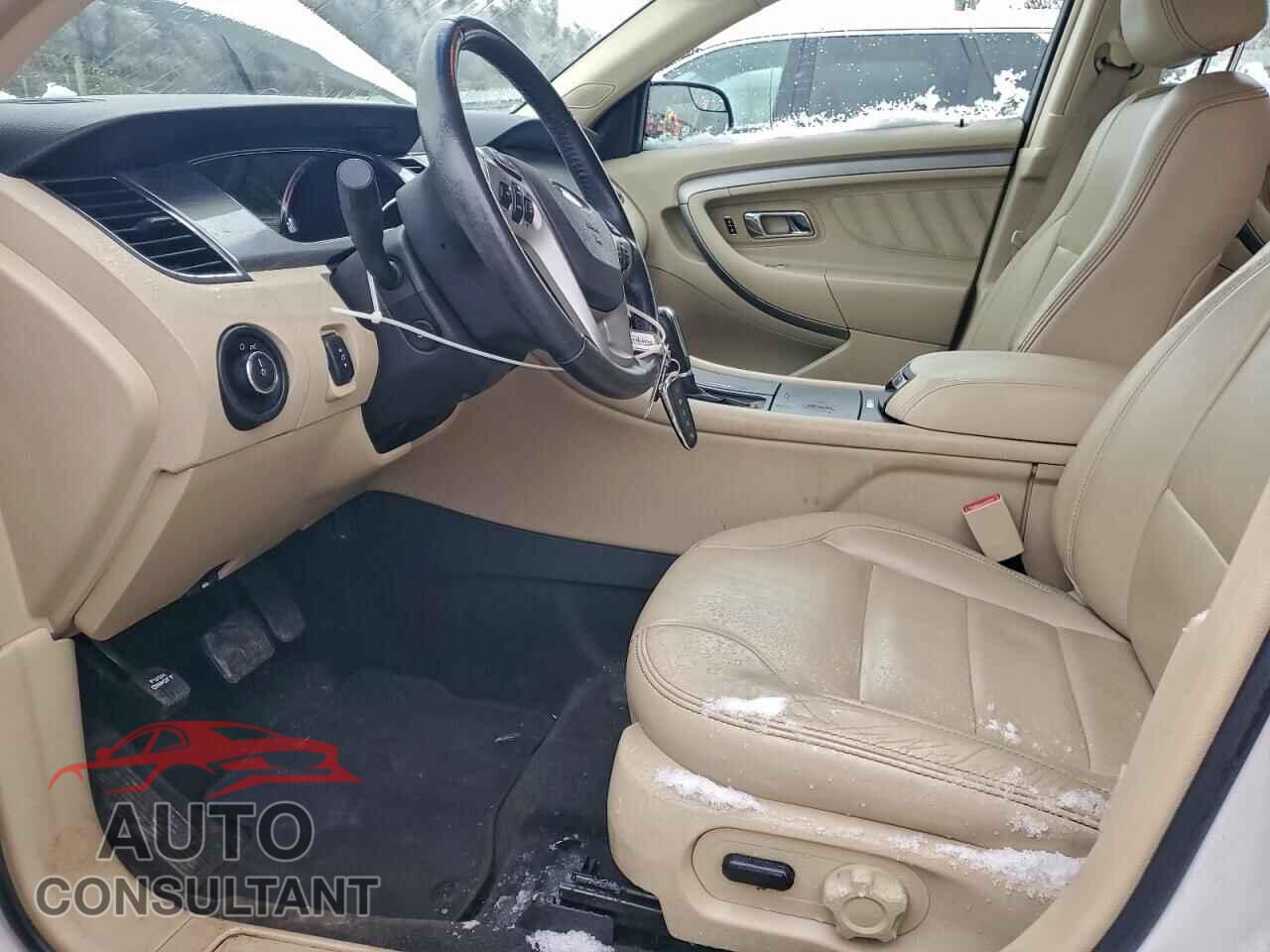 FORD TAURUS 2013 - 1FAHP2E88DG157397