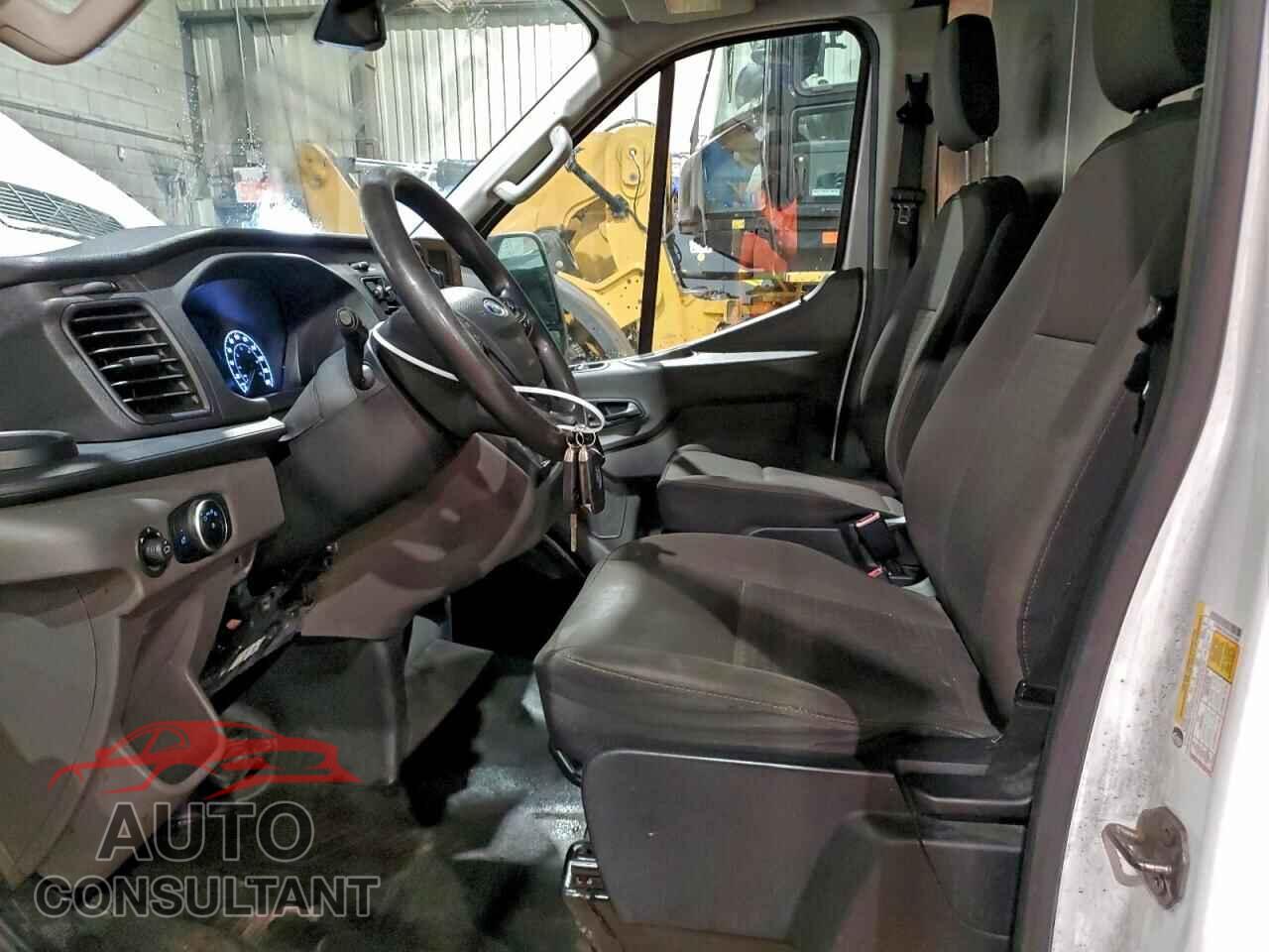 FORD TRANSIT 2020 - 1FTBR1C82LKA37906