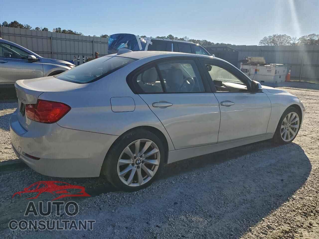 BMW 3 SERIES 2012 - WBA3C1C50CF433575