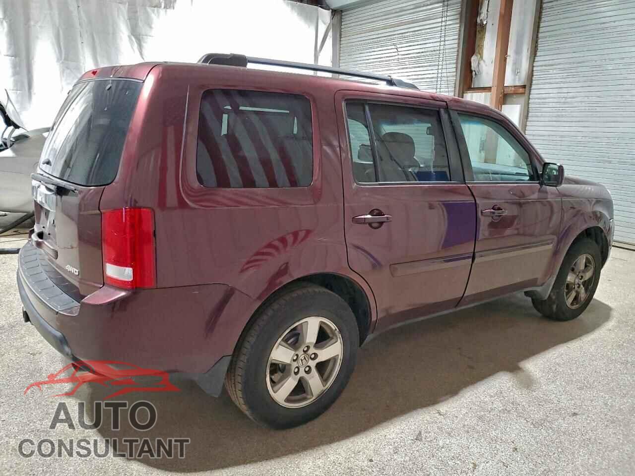 HONDA PILOT 2011 - 5FNYF4H57BB027919