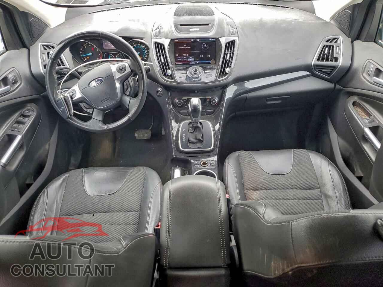 FORD ESCAPE 2013 - 1FMCU0J99DUB09856