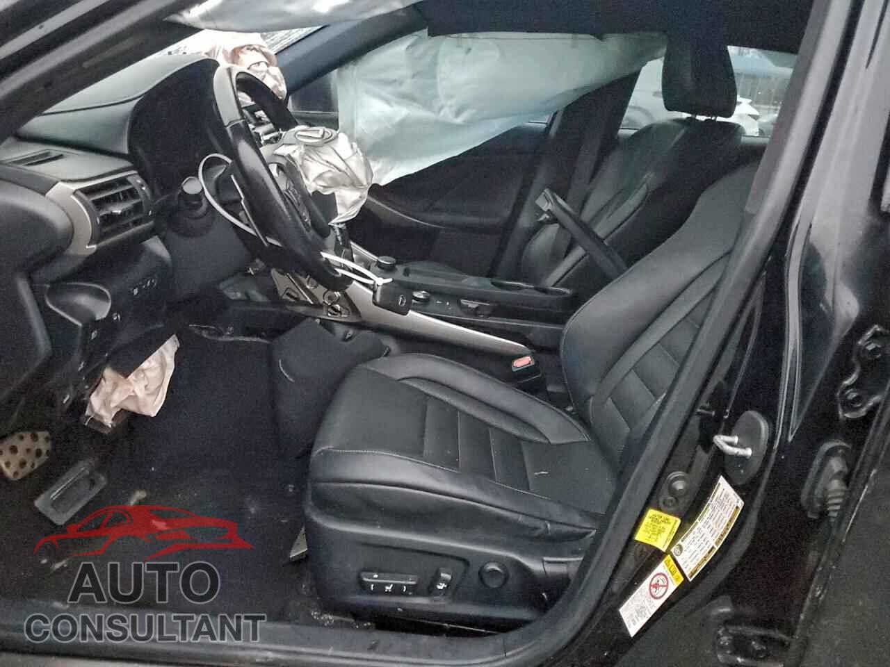 LEXUS IS 2017 - JTHBA1D23H5047477