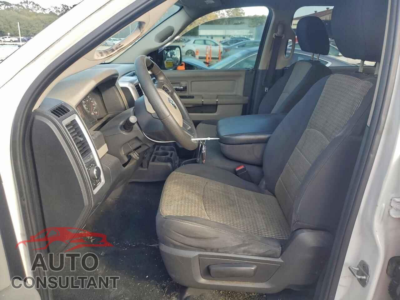 DODGE RAM 1500 2012 - 1C6RD6LP8CS101651