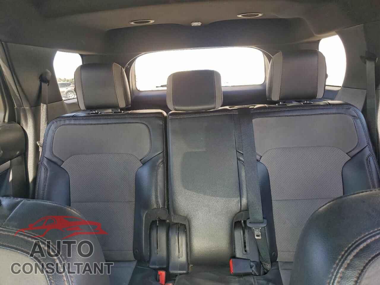 FORD EXPLORER 2017 - 1FM5K7D87HGD48868