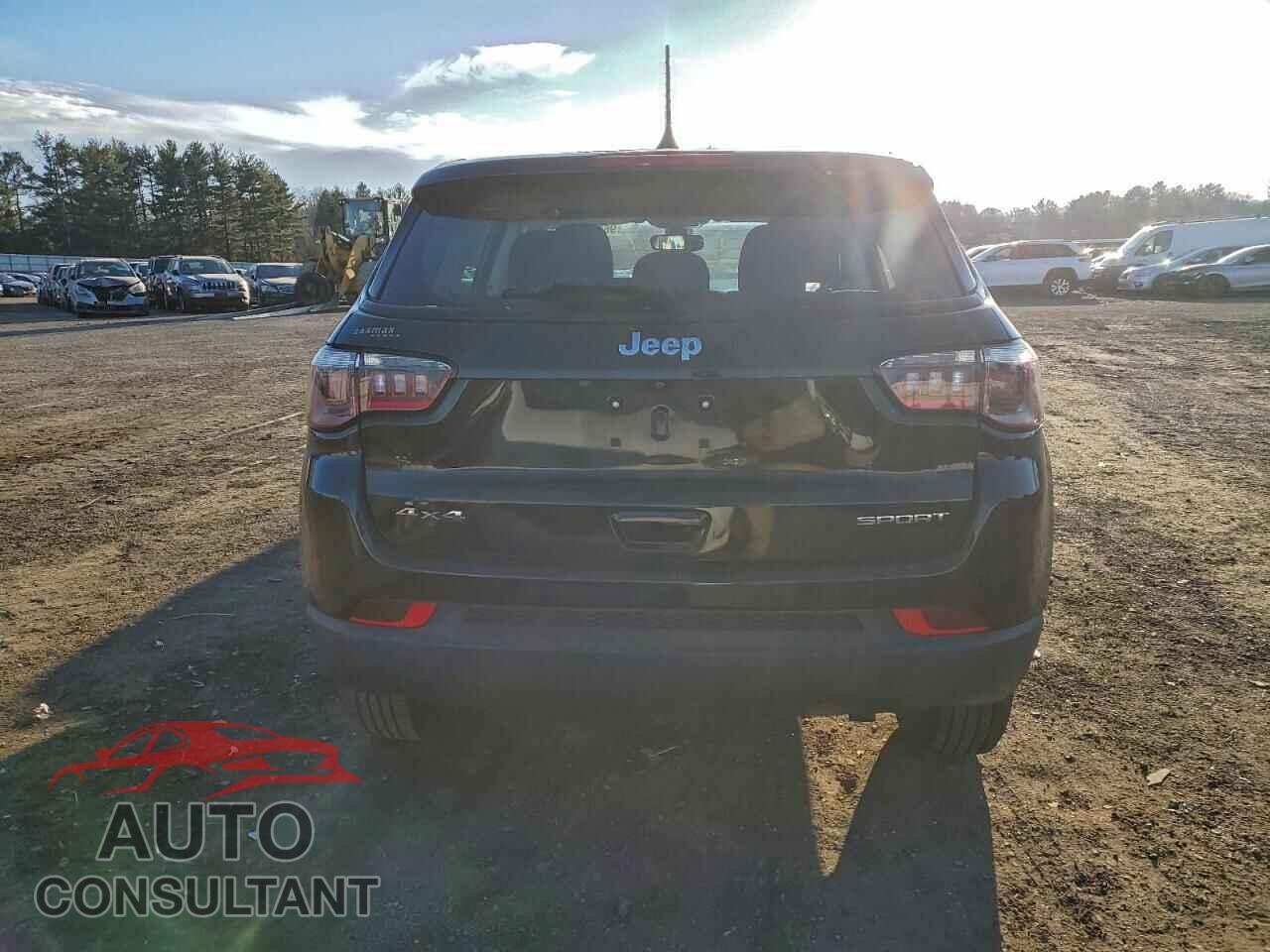 JEEP COMPASS 2018 - 3C4NJDAB9JT423531