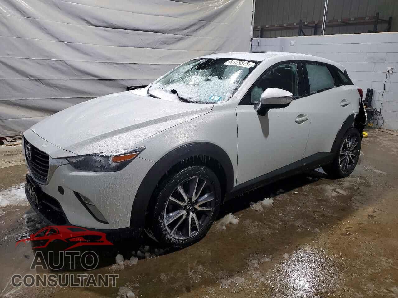 MAZDA CX-3 2018 - JM1DKFC77J0331635