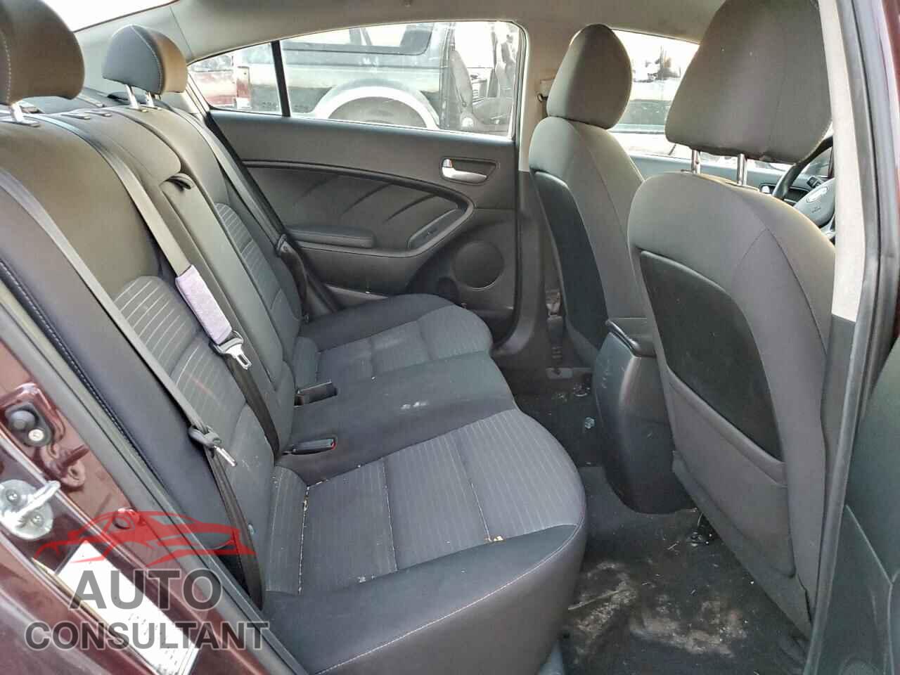 KIA FORTE 2017 - 3KPFL4A78HE080333