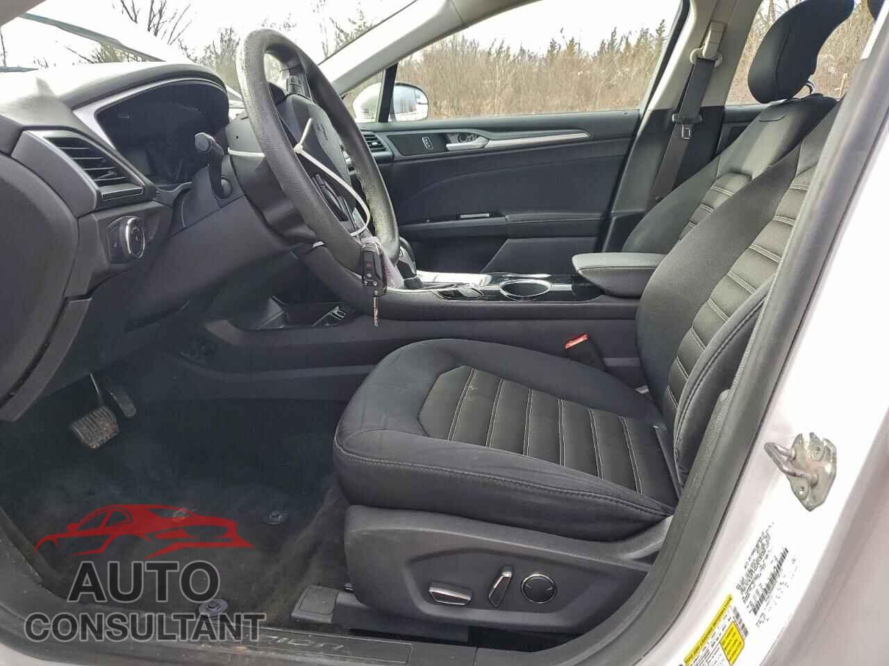 FORD FUSION 2013 - 3FA6P0HR0DR218525
