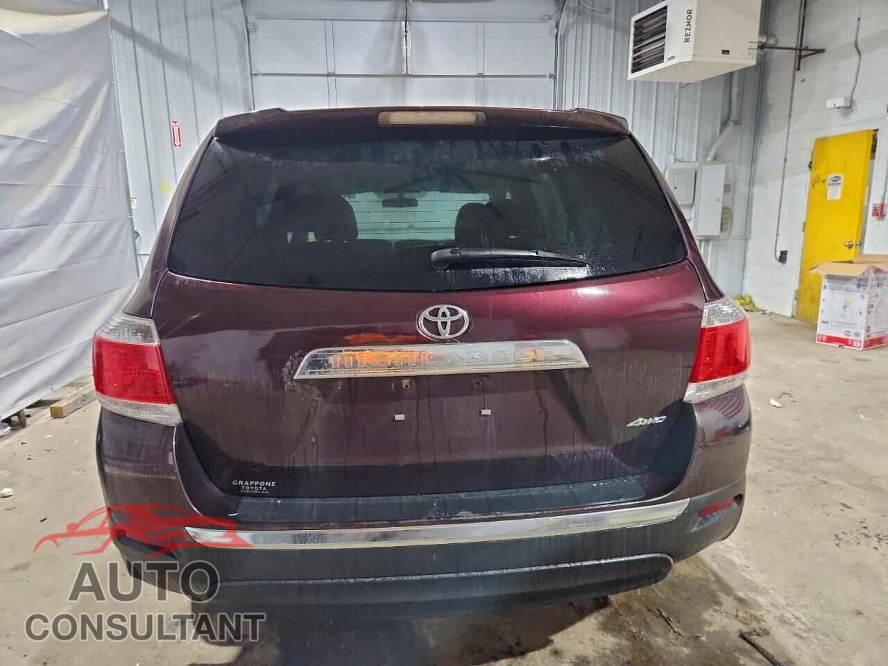 TOYOTA HIGHLANDER 2013 - 5TDBK3EH8DS266792
