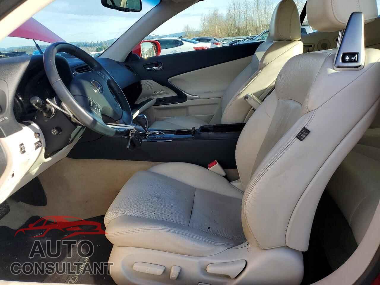 LEXUS IS 2010 - JTHFF2C25A2506736
