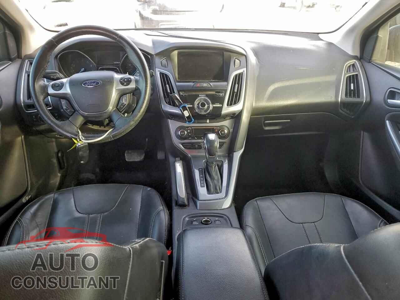 FORD FOCUS 2013 - 1FADP3N25DL371237