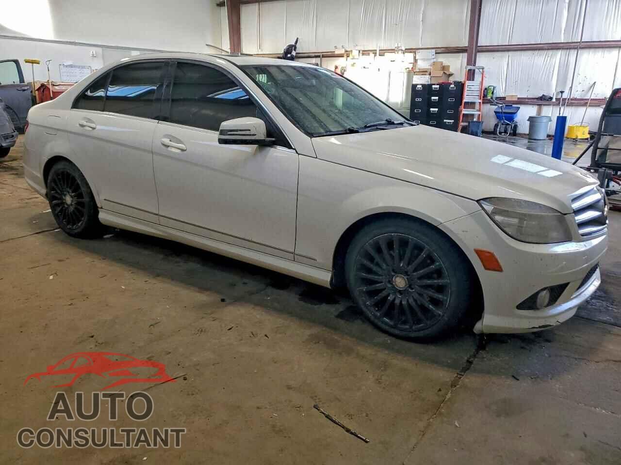 MERCEDES-BENZ C-CLASS 2010 - WDDGF8FB7AF425045