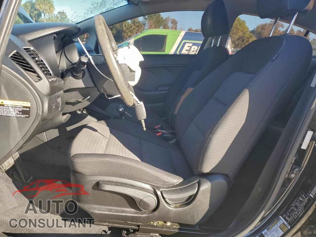 KIA FORTE 2017 - 3KPFL4A78HE023727