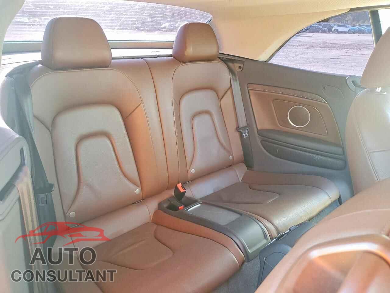 AUDI A5 2014 - WAULFAFH2EN003682