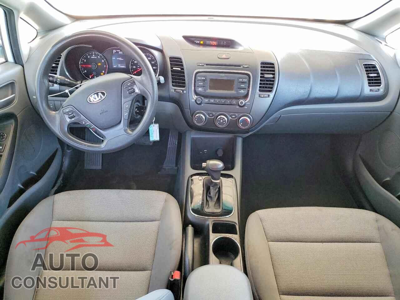KIA FORTE 2017 - 3KPFK4A74HE050541