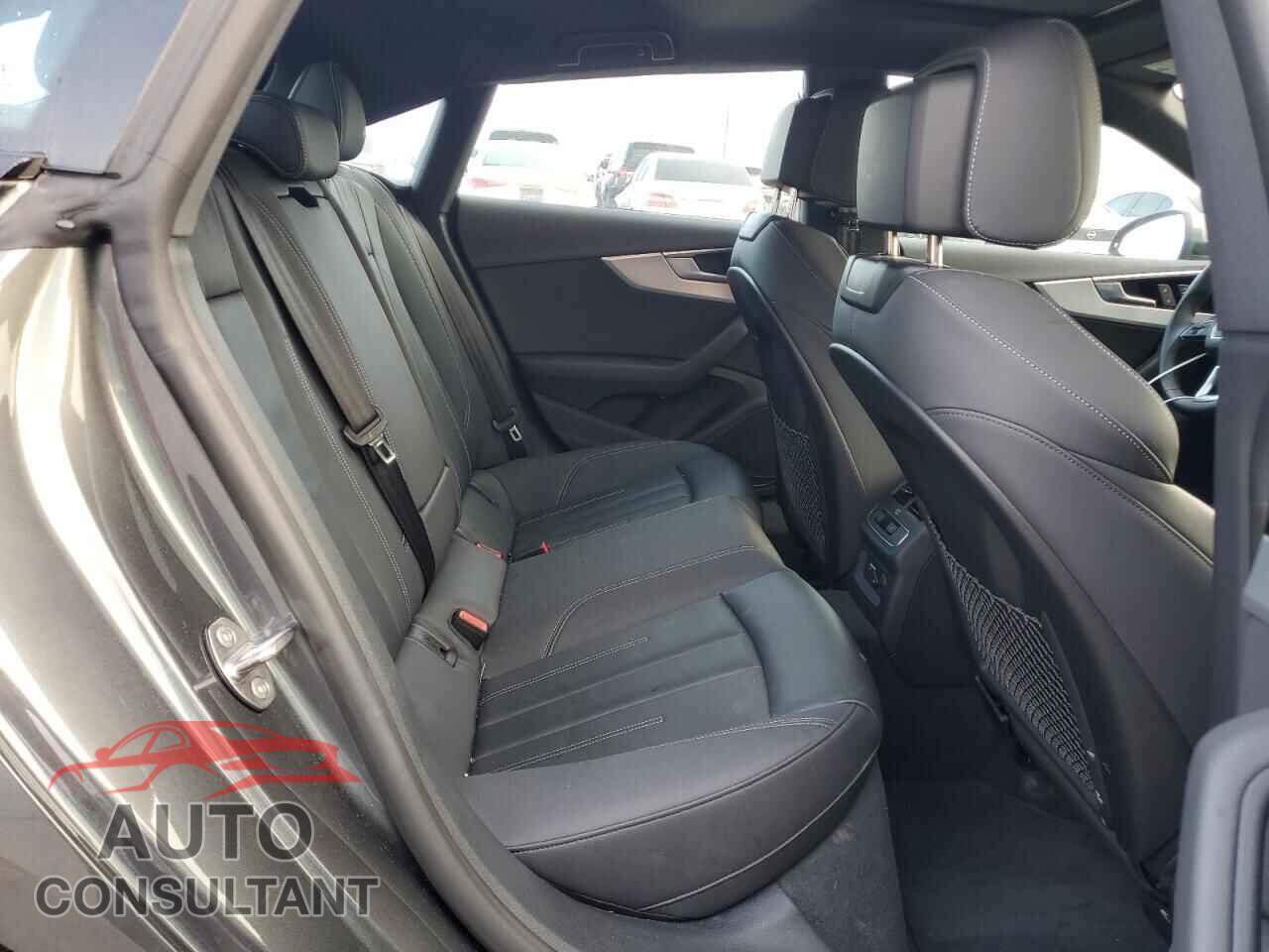 AUDI A5 2025 - WAUDACF58SA007601