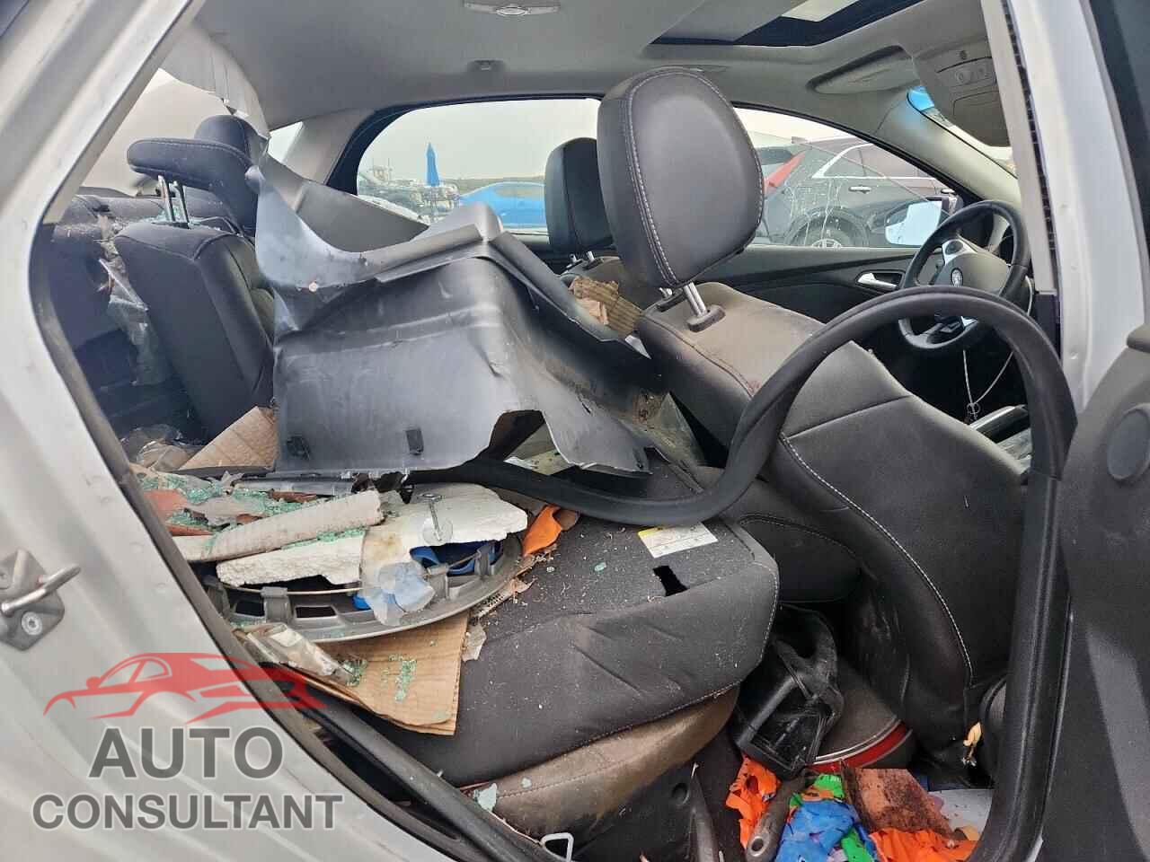 FORD FOCUS 2013 - 1FADP3J2XDL149346