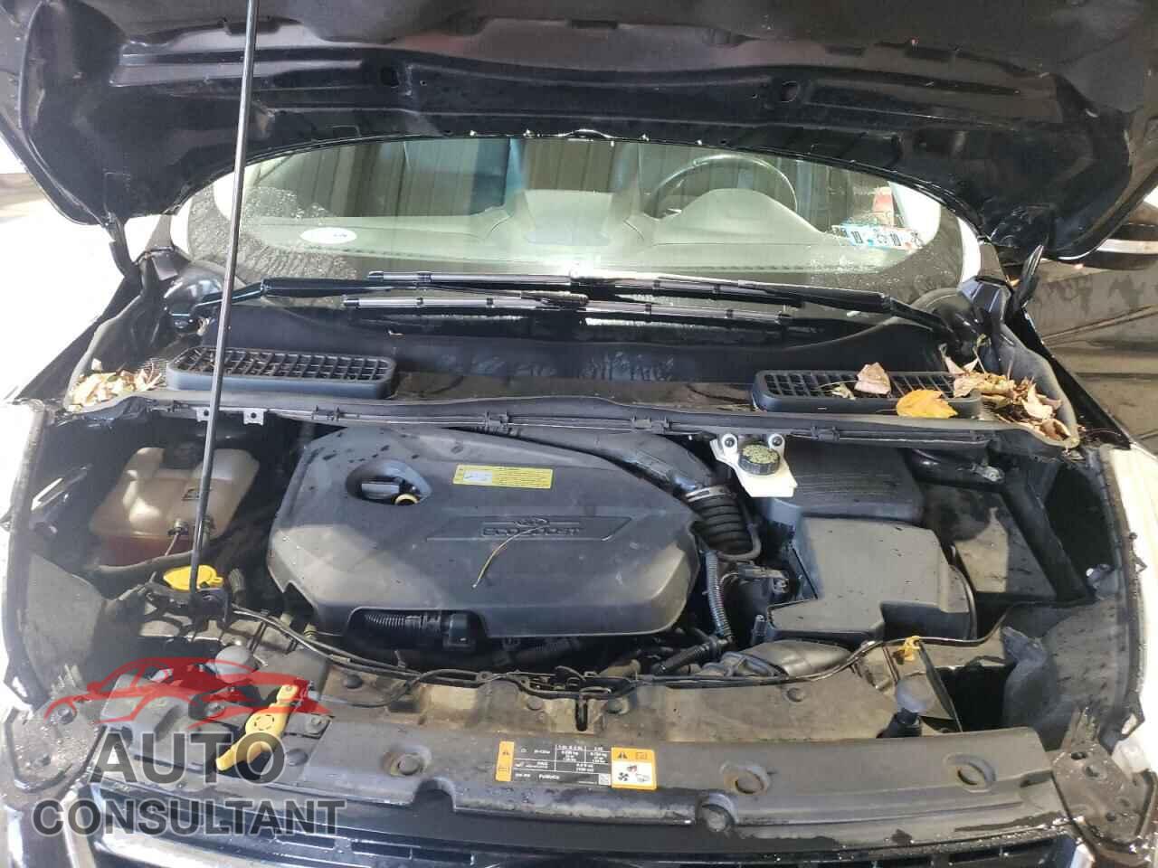 FORD ESCAPE 2013 - 1FMCU9HX8DUB88526