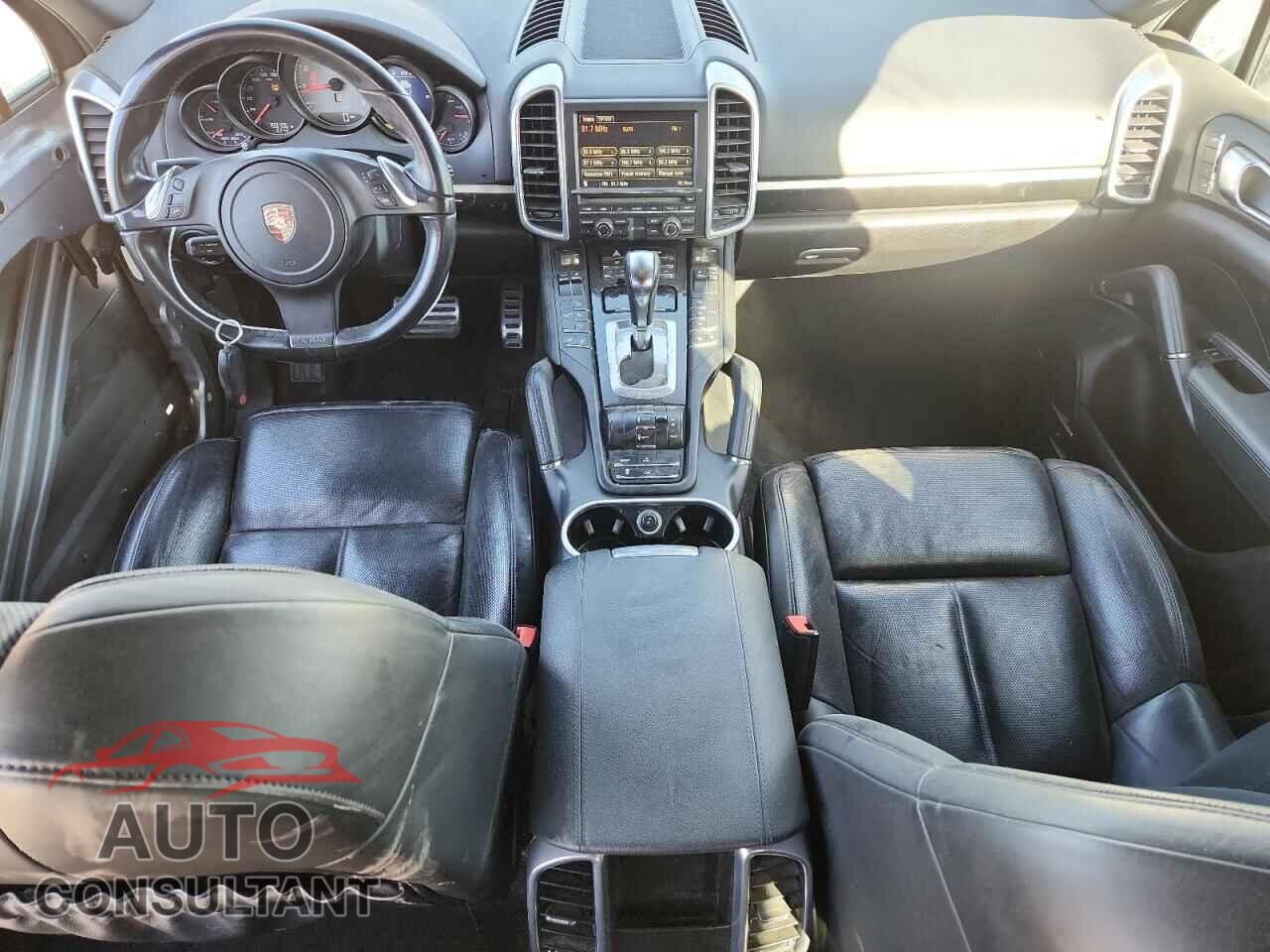 PORSCHE CAYENNE 2012 - WP1AE2A27CLA90458
