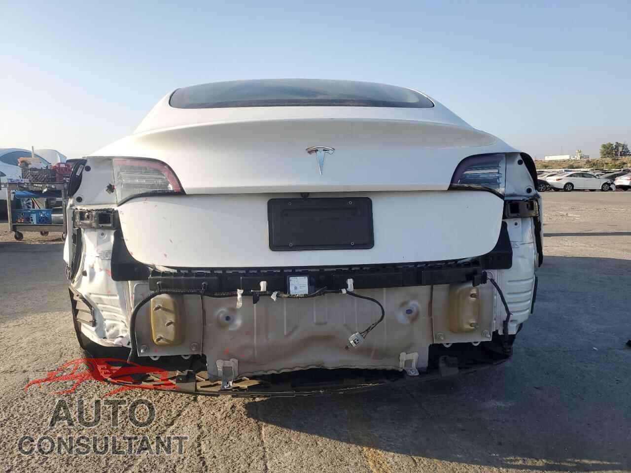 TESLA MODEL 3 2022 - 5YJ3E1EA9NF375206