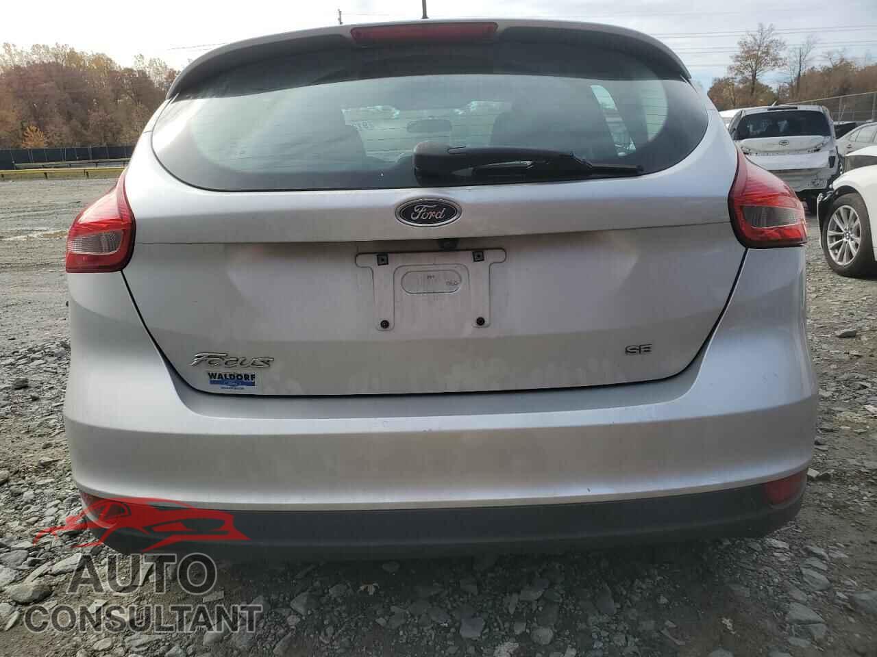 FORD FOCUS 2016 - 1FADP3K25GL335718