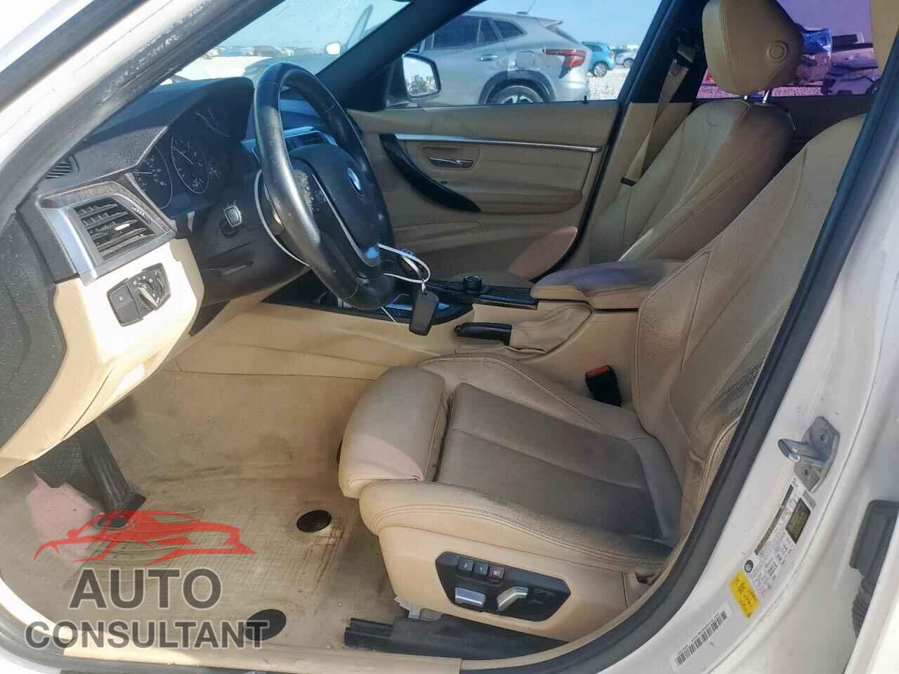 BMW 3 SERIES 2016 - WBA8E9G55GNU28831