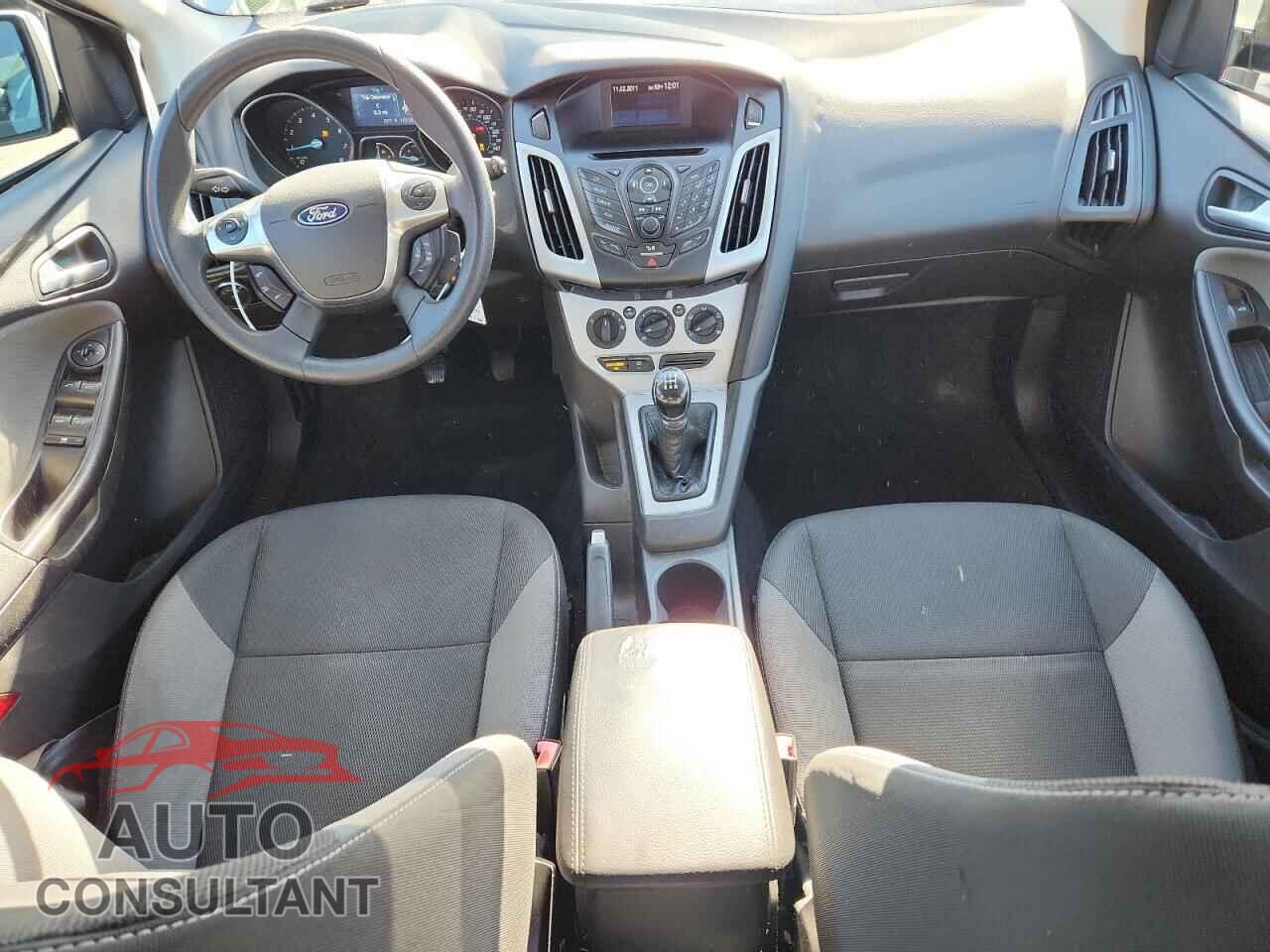 FORD FOCUS 2012 - 1FAHP3K20CL309135