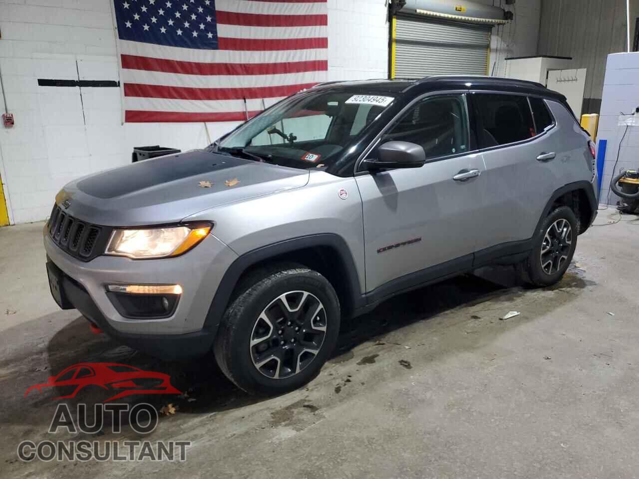 JEEP COMPASS 2019 - 3C4NJDDB2KT799954