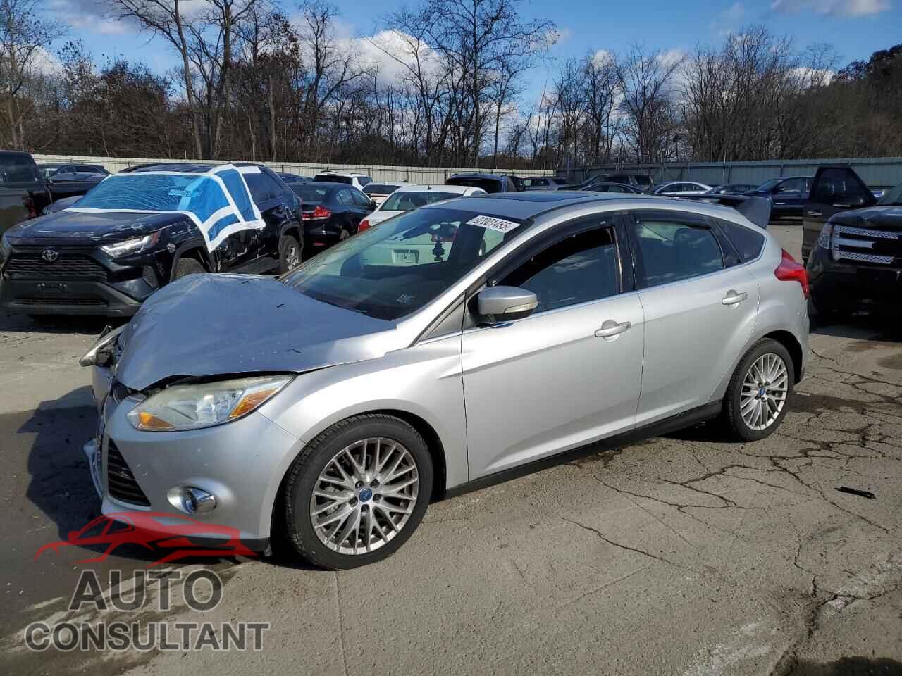 FORD FOCUS 2012 - 1FAHP3M28CL395632