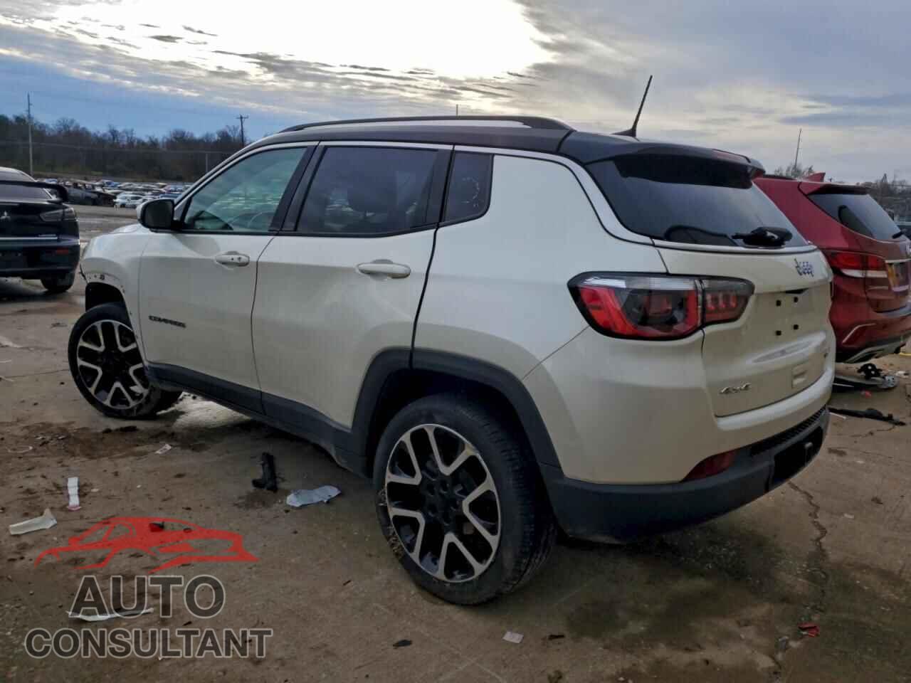 JEEP COMPASS 2018 - 3C4NJDCBXJT149155